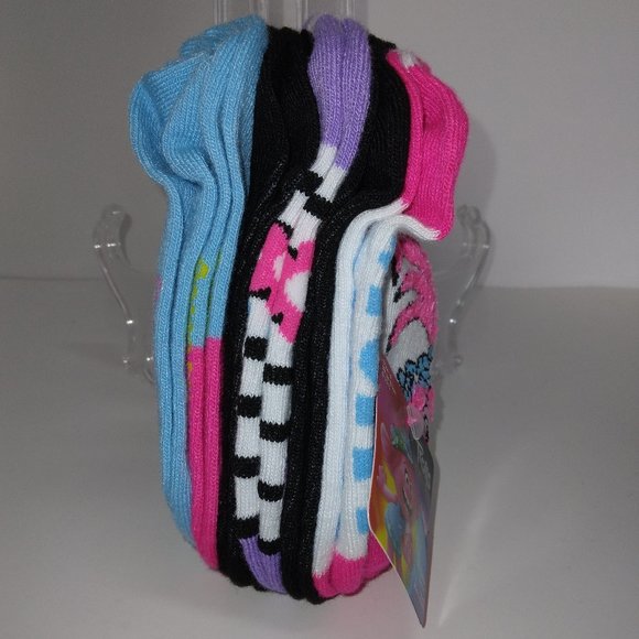 Trolls World Tour Girls' No Show Socks, 6 Pack Size Small 6-10.5 Multi Color - Picture 2 of 8